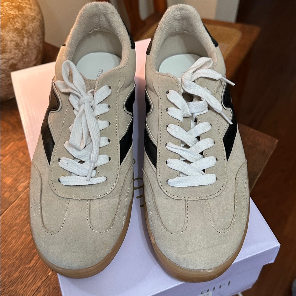 Madden Girl Taupe Gia Multicolor Sneakers. Size 9 - Picture 2 of 9